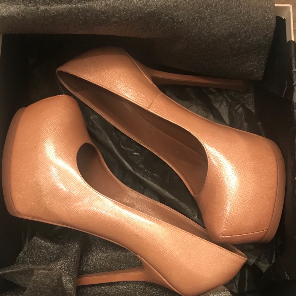 YSL Tribtoo 105 Pump